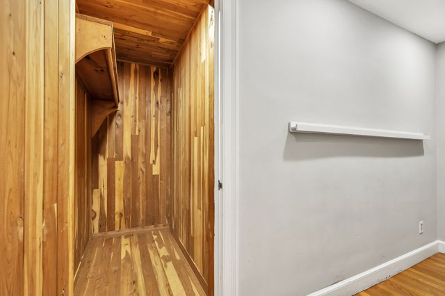 12 Watertown St, Lexington, MA 02421