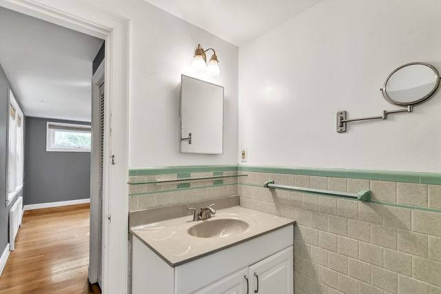 12 Watertown St, Lexington, MA 02421