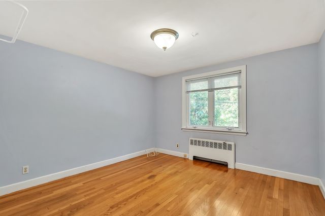 12 Watertown St, Lexington, MA 02421