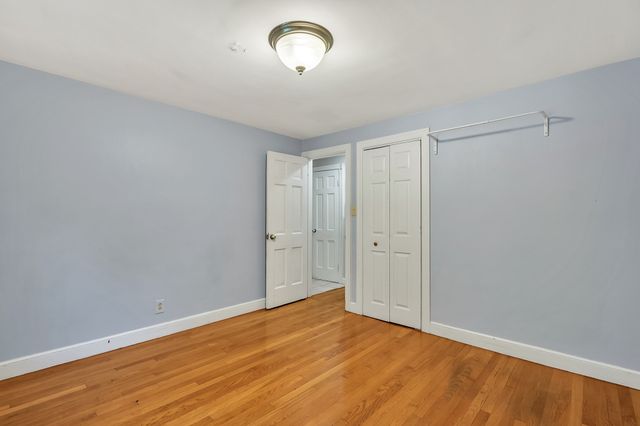 12 Watertown St, Lexington, MA 02421