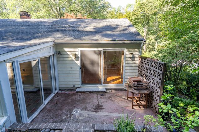12 Watertown St, Lexington, MA 02421