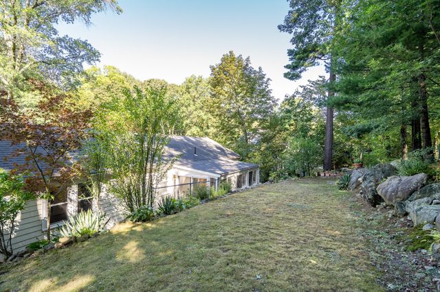 12 Watertown St, Lexington, MA 02421