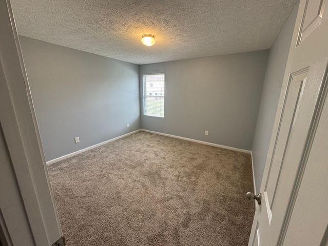 106 Scotts Dr, Lebanon, TN 37087