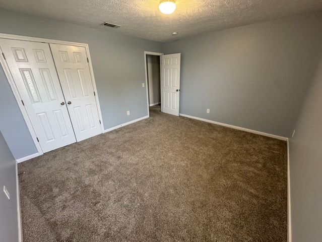 106 Scotts Dr, Lebanon, TN 37087