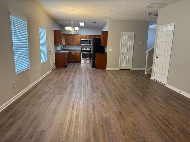 106 Scotts Dr, Lebanon, TN 37087