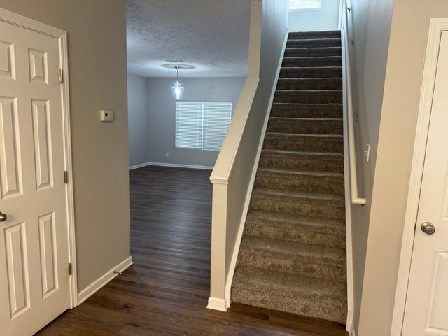 106 Scotts Dr, Lebanon, TN 37087