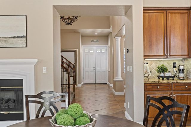 2240 Owencarrow Ln, Lincoln, CA 95648