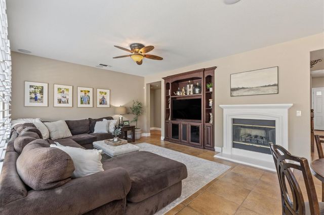 2240 Owencarrow Ln, Lincoln, CA 95648