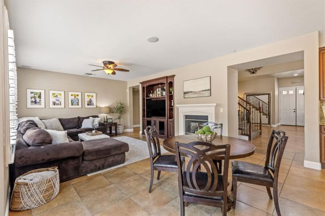 2240 Owencarrow Ln, Lincoln, CA 95648