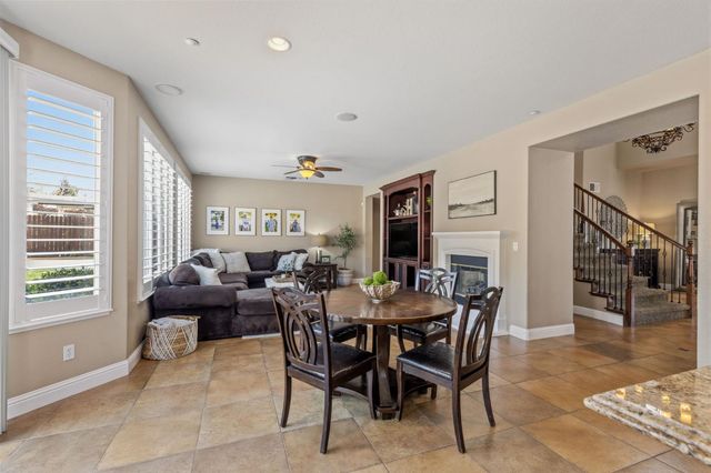 2240 Owencarrow Ln, Lincoln, CA 95648