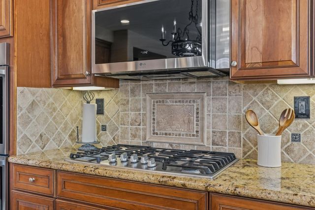 2240 Owencarrow Ln, Lincoln, CA 95648