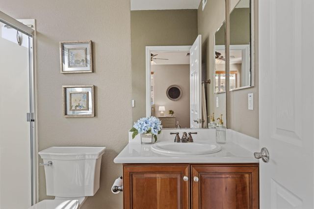 2240 Owencarrow Ln, Lincoln, CA 95648