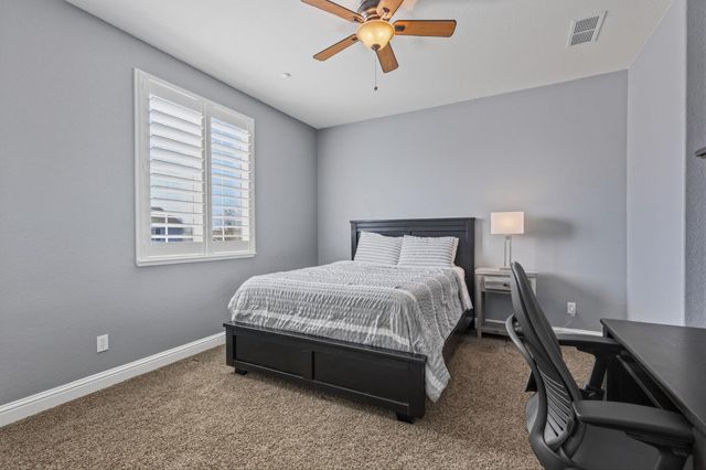 2240 Owencarrow Ln, Lincoln, CA 95648