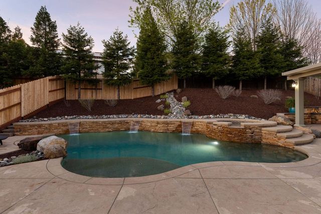 2240 Owencarrow Ln, Lincoln, CA 95648