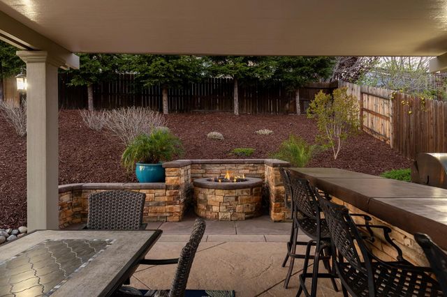 2240 Owencarrow Ln, Lincoln, CA 95648