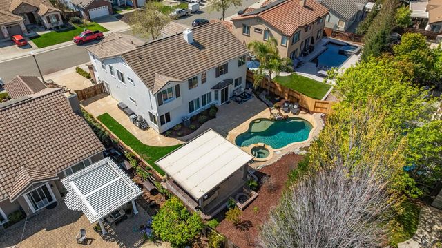 2240 Owencarrow Ln, Lincoln, CA 95648