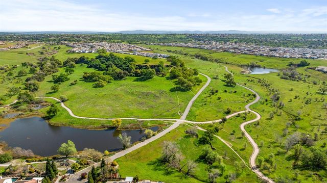 2240 Owencarrow Ln, Lincoln, CA 95648