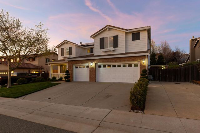 2240 Owencarrow Ln, Lincoln, CA 95648