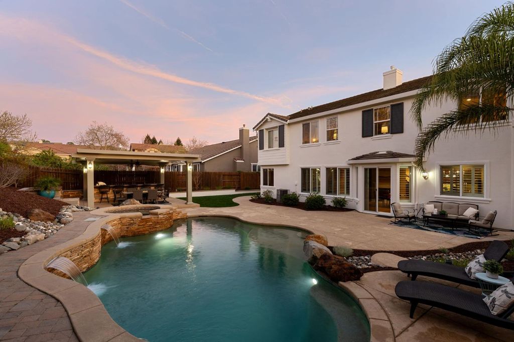 2240 Owencarrow Ln, Lincoln, CA 95648