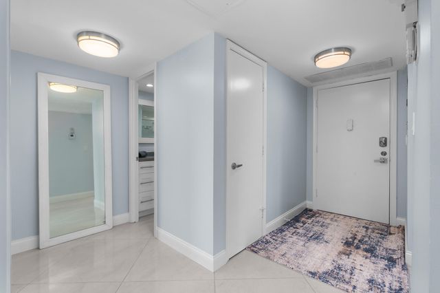 950 Ponce De Leon Road 401, Boca Raton, FL 33432