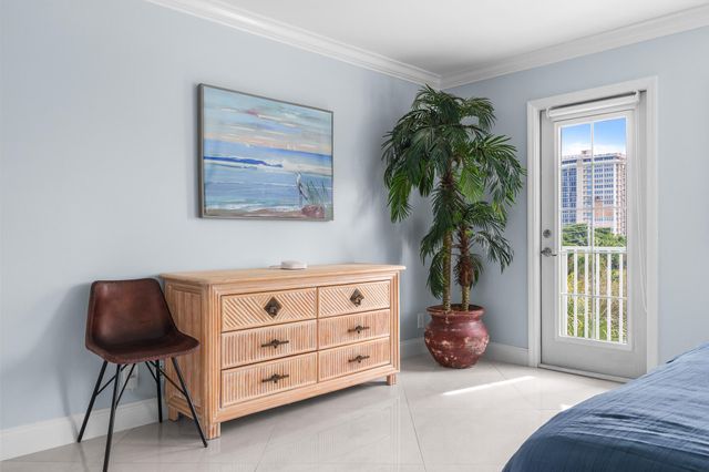 950 Ponce De Leon Road 401, Boca Raton, FL 33432