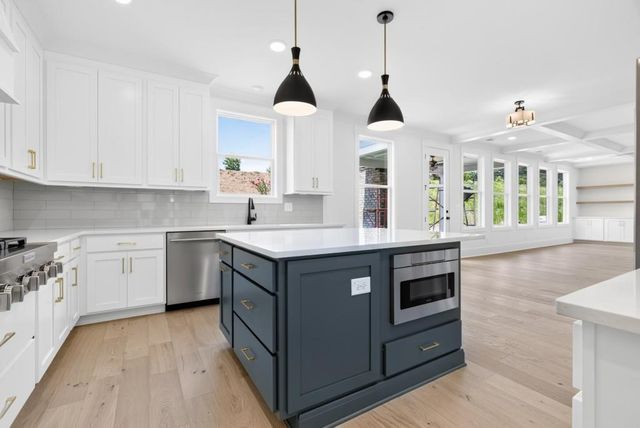 5591 Meadowstone Walk, Kennesaw, GA 30152