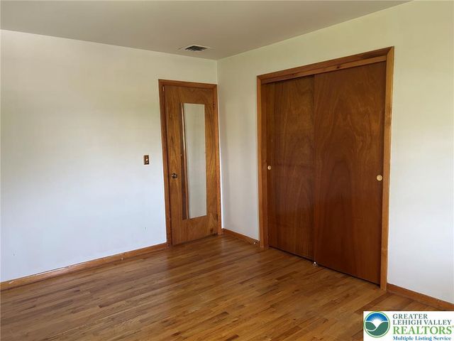 705 Frost Hollow, Forks Twp, PA 18040