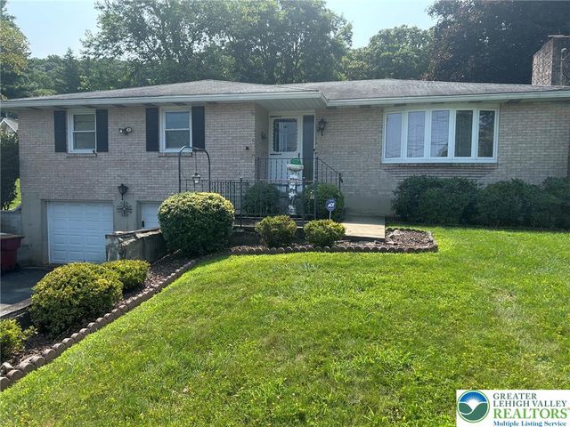 705 Frost Hollow, Forks Twp, PA 18040