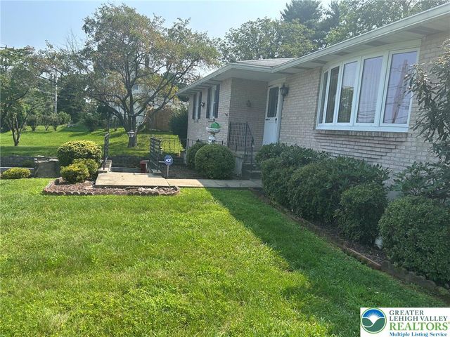 705 Frost Hollow, Forks Twp, PA 18040