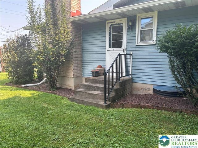 705 Frost Hollow, Forks Twp, PA 18040