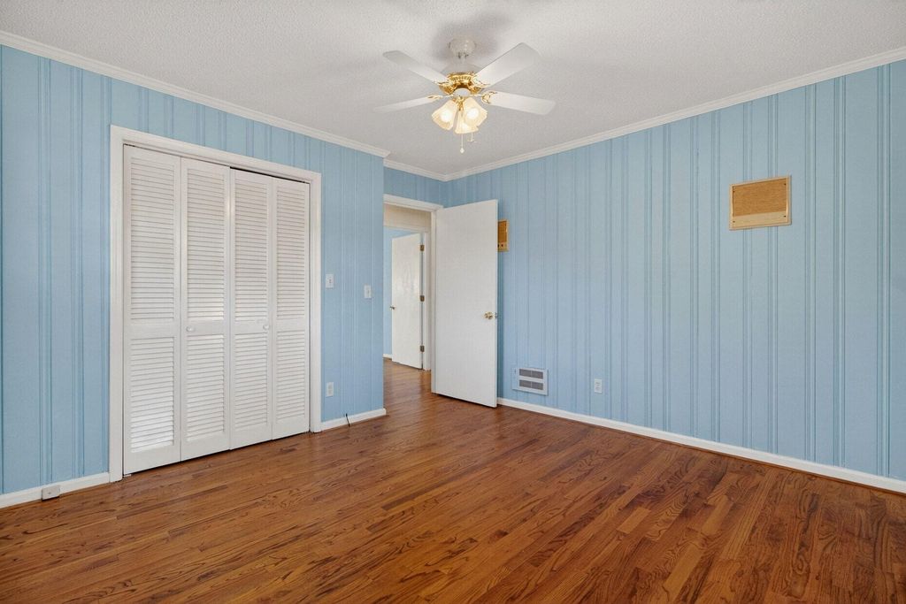 Image 24 of property listing at 1030 State Street, Sumter, SC 29153