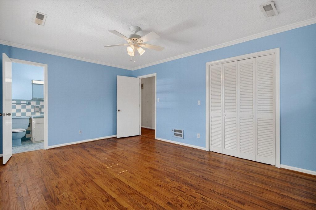 Image 25 of property listing at 1030 State Street, Sumter, SC 29153