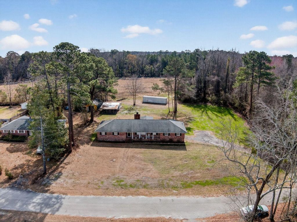 Image 35 of property listing at 1030 State Street, Sumter, SC 29153