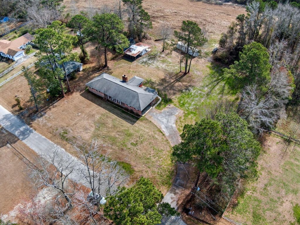 Image 37 of property listing at 1030 State Street, Sumter, SC 29153