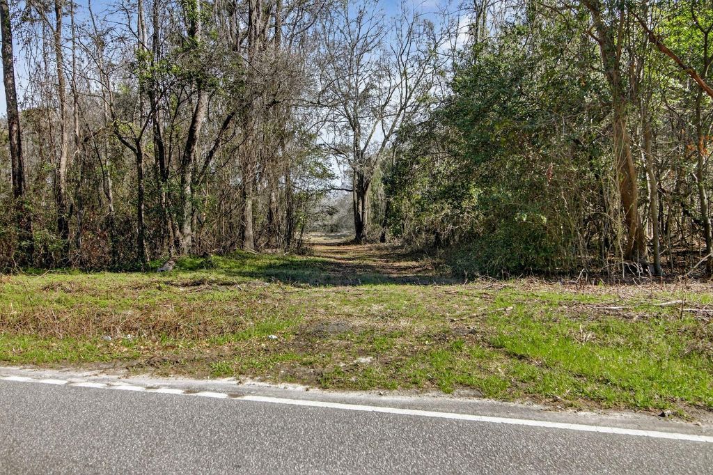 Image 41 of property listing at 1030 State Street, Sumter, SC 29153