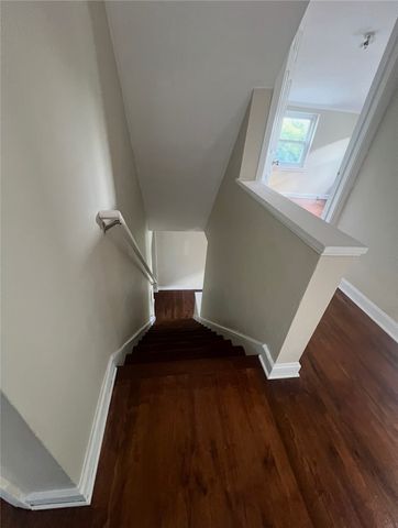 36 Hempstead AVENUE, West View, PA 15229