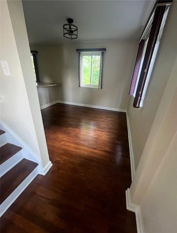 36 Hempstead AVENUE, West View, PA 15229