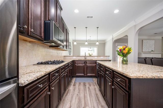 1511 Silver Mist Circle, Powder Springs, GA 30127