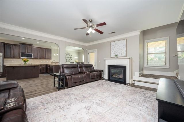 1511 Silver Mist Circle, Powder Springs, GA 30127