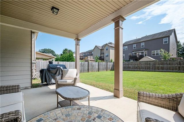 1511 Silver Mist Circle, Powder Springs, GA 30127