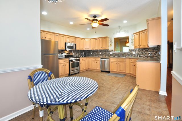 35 Todd Street 103, Hamden, CT 06518