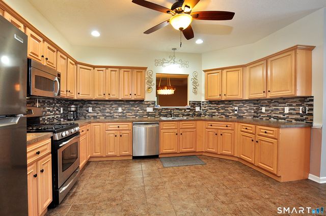 35 Todd Street 103, Hamden, CT 06518