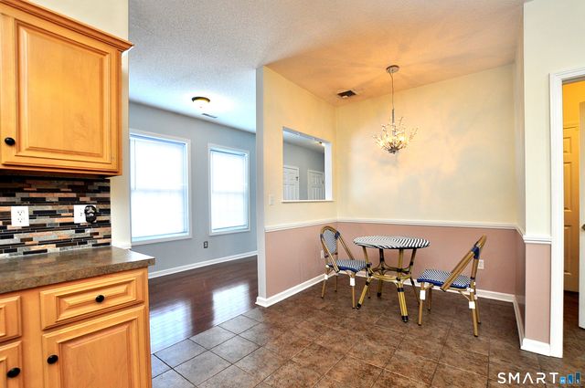 35 Todd Street 103, Hamden, CT 06518