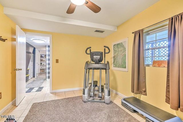 190 Roanwood Road, Roan Mountain, TN 37687