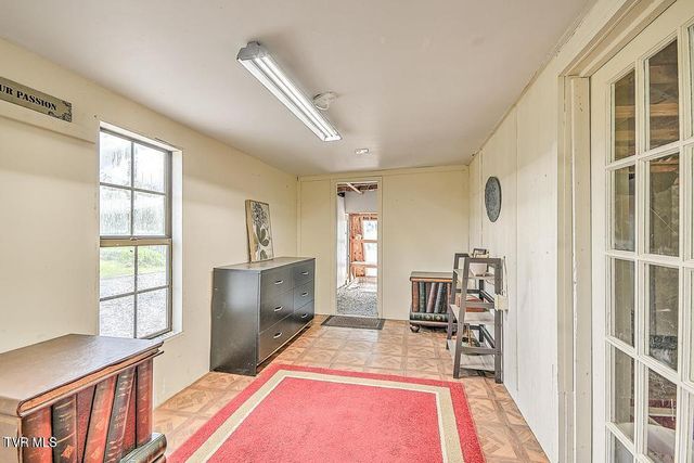 190 Roanwood Road, Roan Mountain, TN 37687
