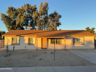 4016 E EUGIE Avenue, Phoenix, AZ 85032