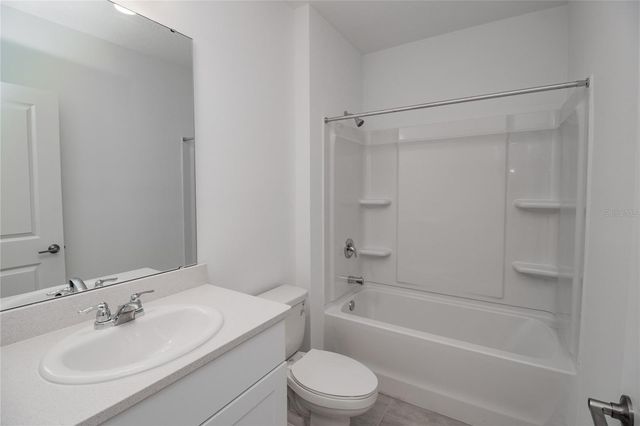 2068 BABBLING BROOK BOULEVARD, Auburndale, FL 33823