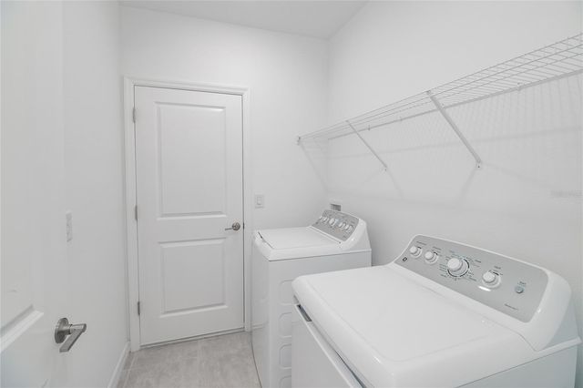 2068 BABBLING BROOK BOULEVARD, Auburndale, FL 33823