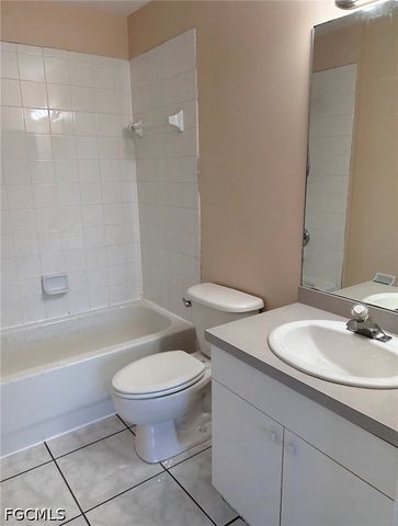 4346 SW 7th PL, Cape Coral, FL 33914