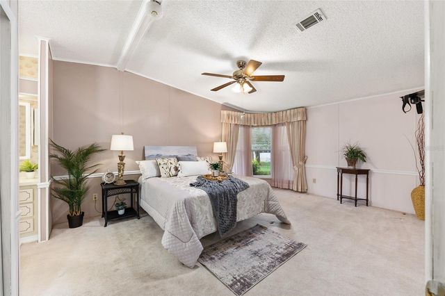 951 OLEANDER STREET, Lady Lake, FL 32159